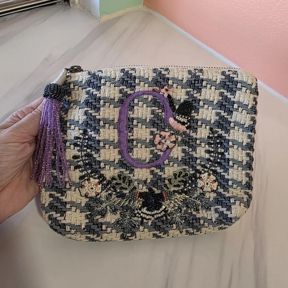 Anthropologie stylish houndstooth